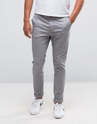 white vans mens outfit