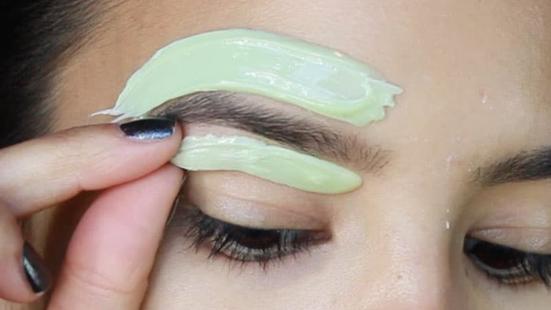 How to Wax Your Eyebrows at Home - DIY Eyebrow Waxing