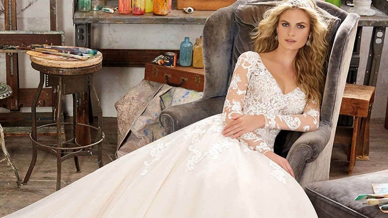 10 Types of Plus-Size Wedding Dresses - The Trend Spotter