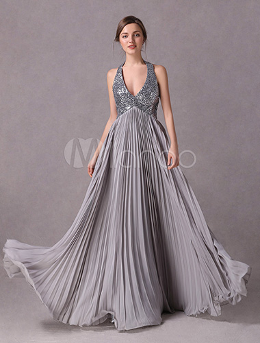 36 Stunning Silver Wedding Dresses For Brides Thetrendspotter 7997