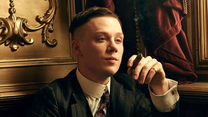 How to dress like the Peaky Blinders  from Thomas Shelby to Aunt Polly   Birmingham Live