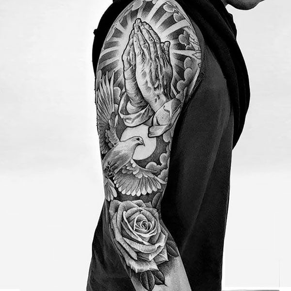 Start of a nautical sleeve nauticaltattoo tattoo compasstattoo  tattoosleeve sailortattoo tattooxtreme c  Nautical sleeve Sleeve  tattoos Tattoo sleeve men