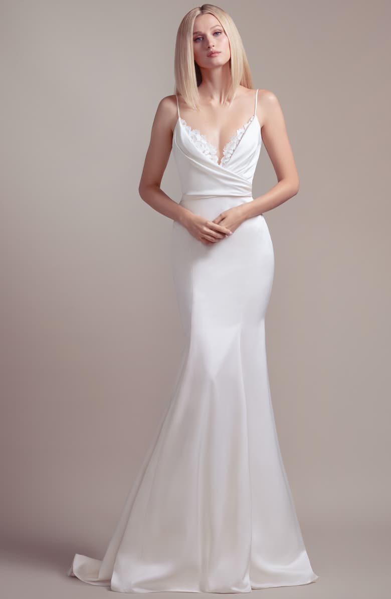 60 Beautiful Mermaid Wedding Dresses For Brides - The Trend Spotter