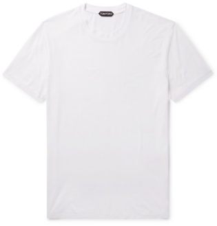 baggy white tee