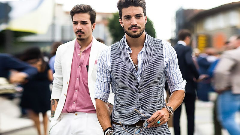 How to Wear an Oxford Shirt With Style 