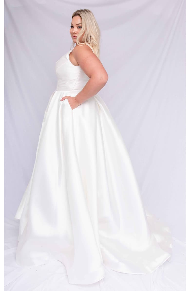 40 Simple Wedding Dresses For Your Special Day The Trend Spotter 1577