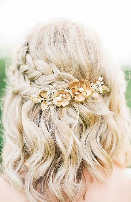 30 Chic Bridal Hairstyles For Your Special Day The Trend Spotter