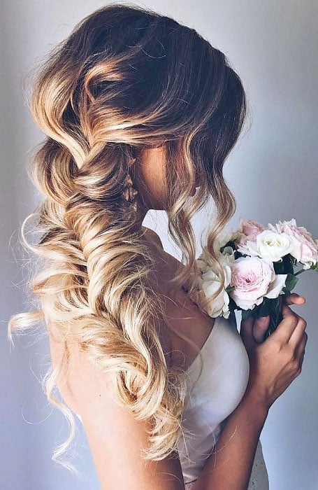 18 Engagement hairstyles to complete your ceremony look  SetMyWed