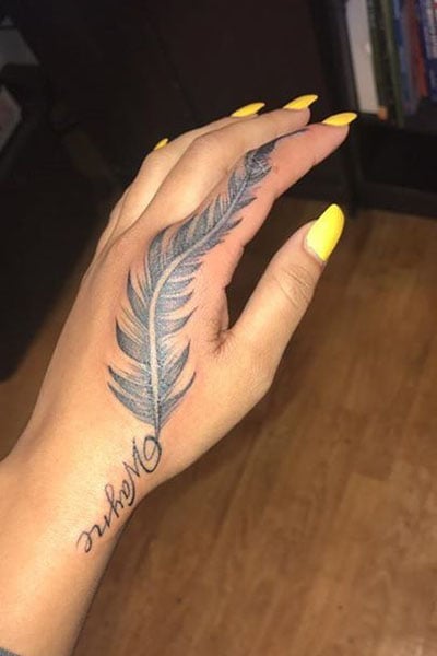 25 Awesome Hand Tattoo Designs For 21 The Trend Spotter