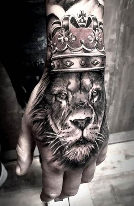 S.A.V.I Waterproof Temporary Tattoos for Men and Women - Half Lion Face  Half Clock with Dagger Sword Design : Amazon.in: Beauty