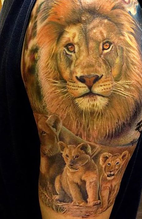 Tattoos by Cata  Color lion roaring tattoo tattoosbycata dergrimm lion  liontattoo color colortattoo realistictattoo realistic tattooart art  tattooartist tattooed inked berlin  Facebook