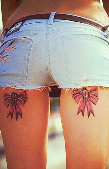 Green Bow Tattoo On Thigh - Tattoos Designs