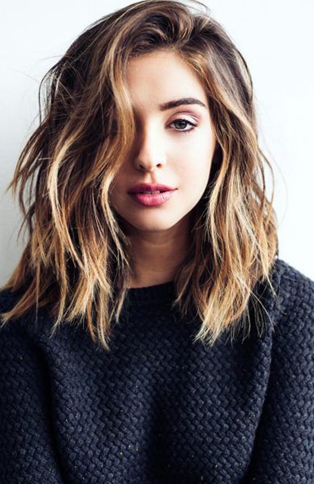 30 Best Shoulder Length Hairstyles & Haircuts for Women in 2024
