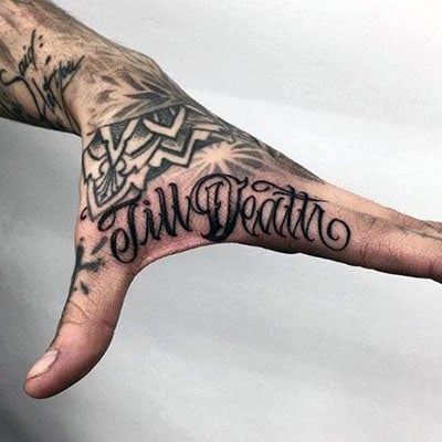 Stay true tattoo  Knuckle tattoos Finger tattoos Finger tattoos words