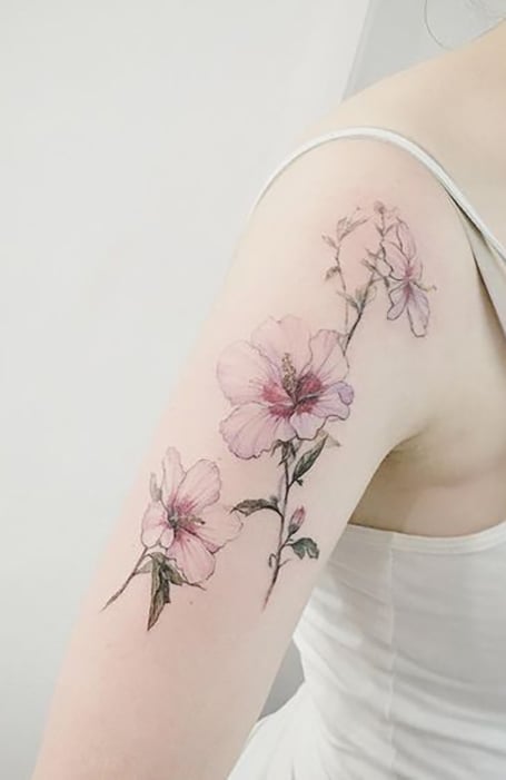 Tatuaż magnolii
