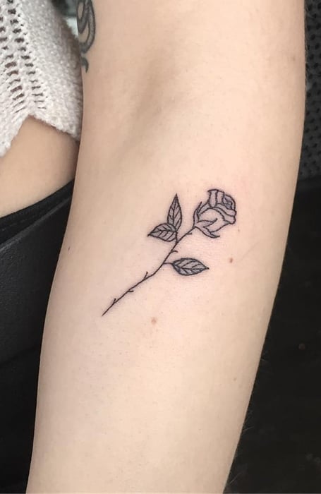 43 Gorgeous Flower Tattoos  Designs You Need in 2021  Glamour
