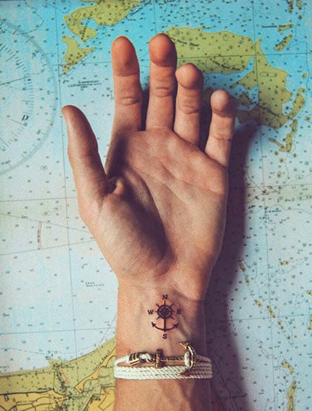 compass wrist tattoo designs