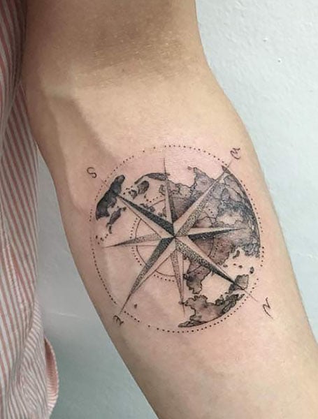 20 Cool Compass Tattoo Designs  Meaning  Tattoos for guys Mens shoulder  tattoo Forearm tattoos