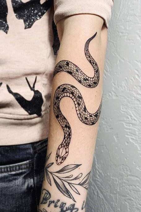 Floral black and white snake tattoo  Tattoogridnet
