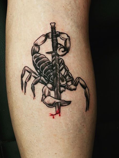 American Traditional Scorpion Tattoo americantraditional  americantraditionaltattoo  Traditional tattoo black and white Traditional  tattoo Scorpion tattoo