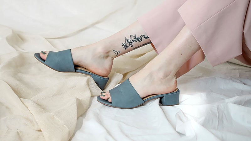50 Catchy Ankle Tattoo Designs For Girls - Bored Art