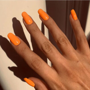 15 Hottest Summer Nail Colors to Try in 2021 - The Trend Spotter