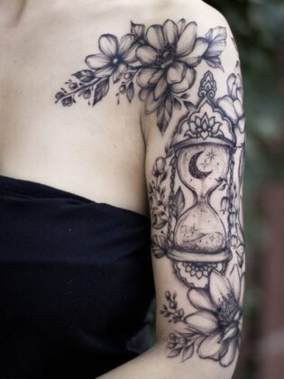 20 Cool Half Sleeve Tattoos for Women (2023) - The Trend Spotter