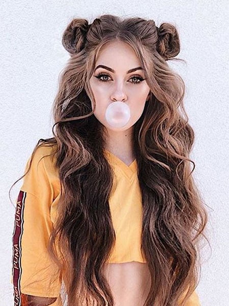 15 Cool Space Buns Hairstyles To Rock In 21 The Trend Spotter