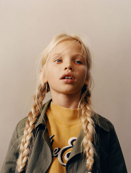 A Simple Hairstyle for Girls that Every Mom Can Pull Off - Modern Parents  Messy Kids
