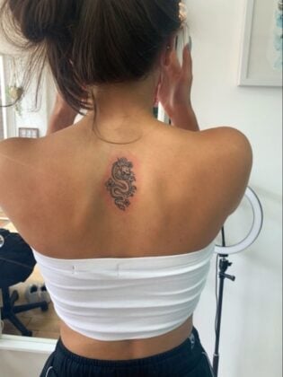 25 Coolest Back Tattoos for Women (2022) - The Trend Spotter