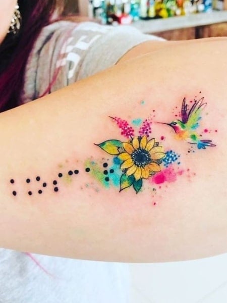 Tattoo uploaded by AlchemyCat  girassol hummingbird flor colortattoo  tinytattoo flowertattoos sunflower flower  Tattoodo