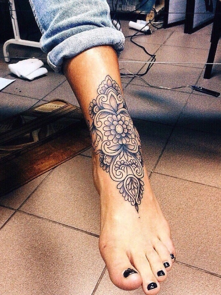 31 Amazing Mandala Leg Tattoos  Tattoo Designs  TattoosBagcom