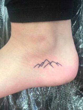 50 Best Foot Tattoos for Women & Meaning - The Trend Spotter