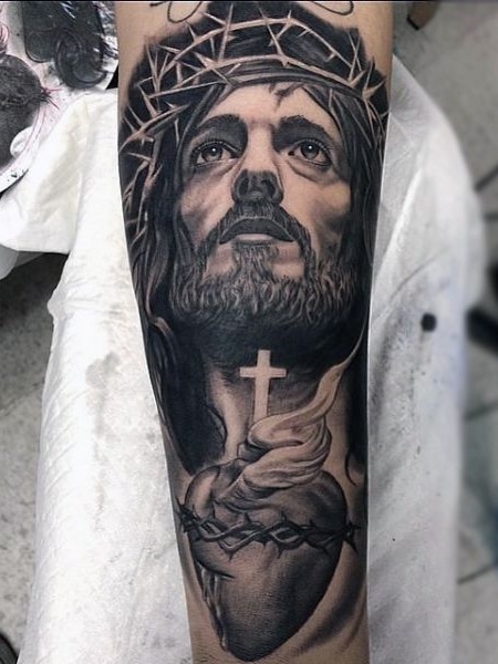 Robertos tattoo  tattoo texttattoo quotes silverback december  intenze blackandgraytattoos jesus tattoos  Facebook