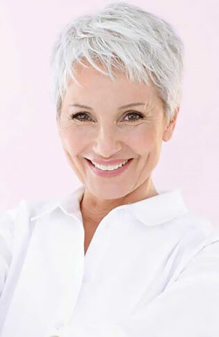 65 Youthful Hairstyles & Haircuts for Women Over 50