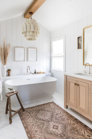 80 Trending Master Bathroom Ideas - The Trend Spotter