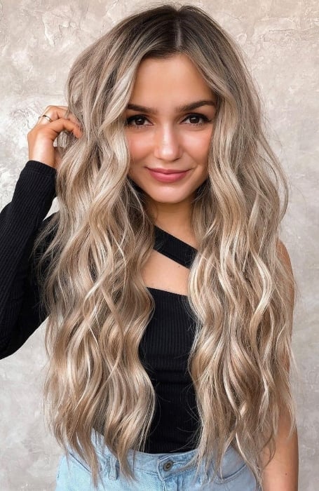 Latest Trends of Curly  Wavy Hairstyles for Women