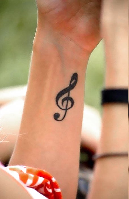 Top 93 about music symbol tattoo on hand latest  indaotaonec