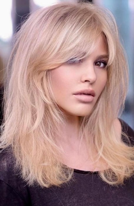 30 Trendy Ways to Style Curtain Bangs with Short Hair in 2024