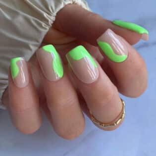 30 Bright Summer Nails for to Try in 2024 - The Trend Spotter