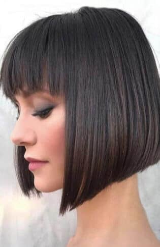 30 Short Bob Haircuts & Hairstyles for Women in 2024