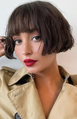 30 Short Bob Haircuts & Hairstyles for Women in 2024