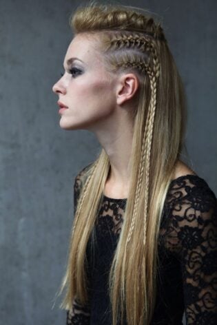 12 Coolest Viking Hairstyles Women In 2024 The Trend Spotter   Viking Hairstyle With Doubble Side Braid 315x472 